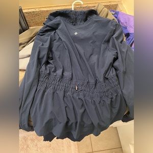 Navy blue Lululemon jacket/windbreaker